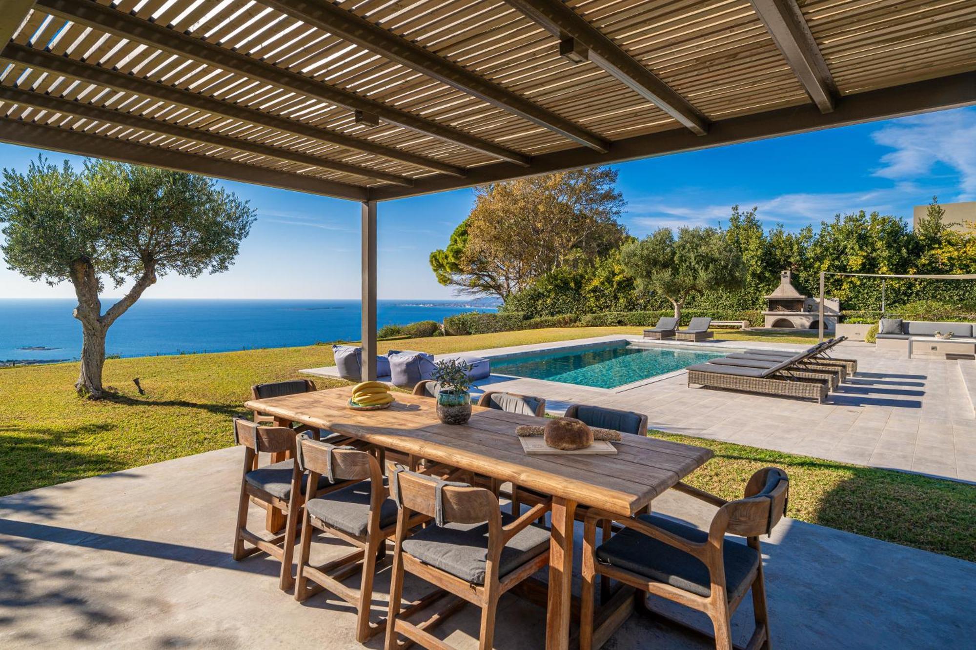 Grande Azzurro In Lakithra Villa Exterior photo